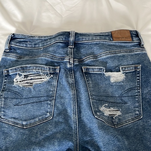 AMERICAN EAGLE MOM HIGH RISE Distressed Jeans with Rips on Front and Back - Picture 7 of 11